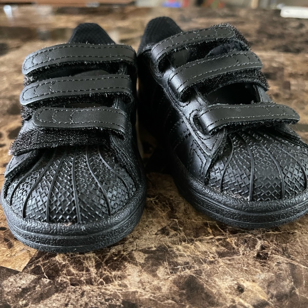 Toddler Velcro Superstar
